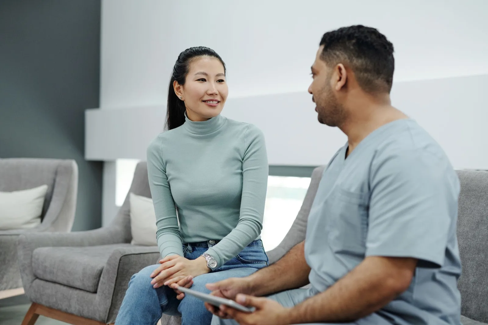 Bác sĩ tư vấn thời điểm cần khám khi có triệu chứng tiêu hóa