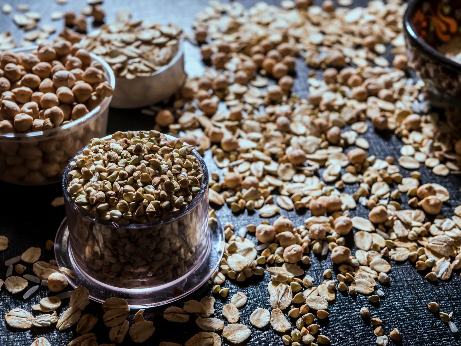 Các món từ đậu, rau củ và ngũ cốc nguyên hạt