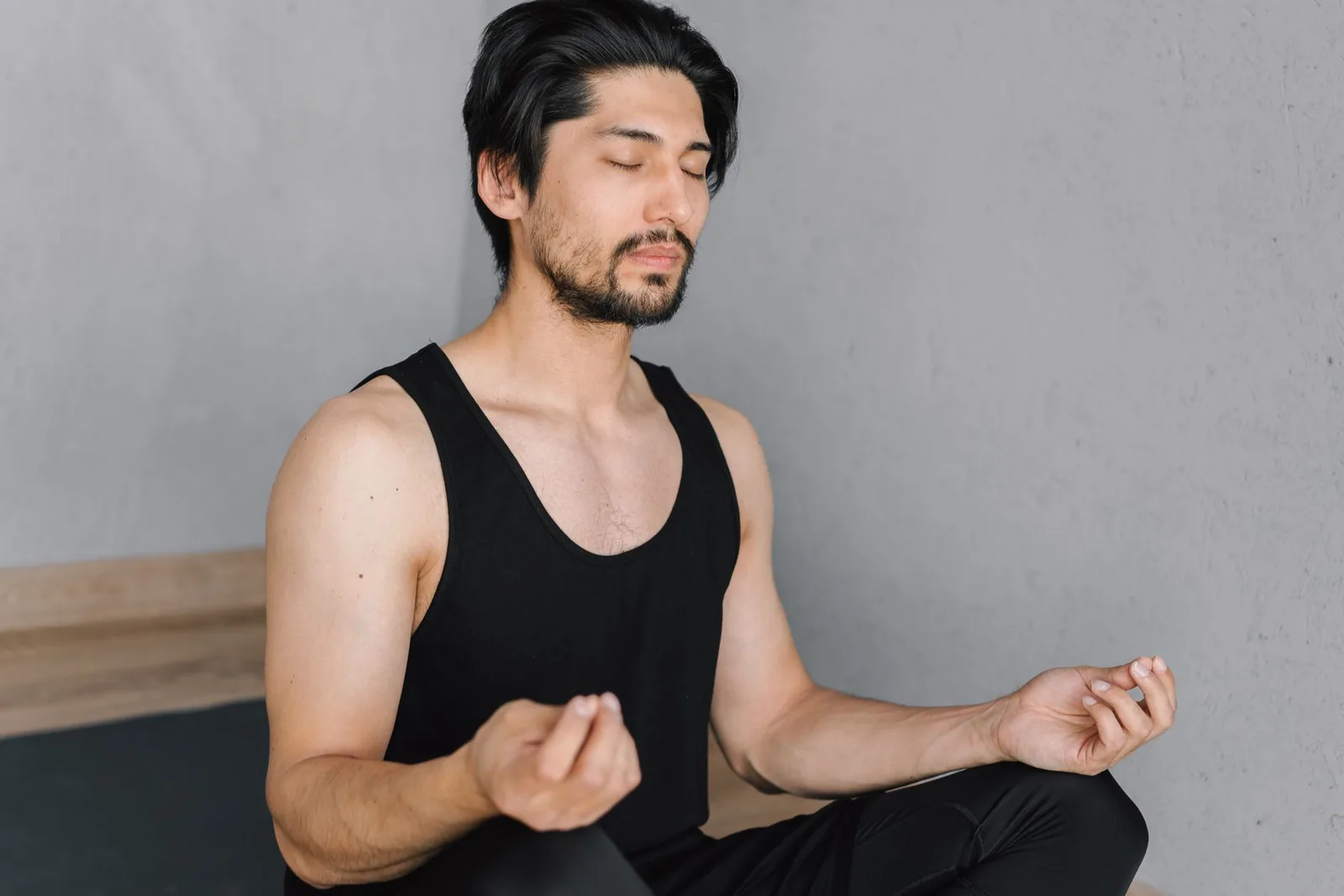 Thiền giảm stress để hạn chế trào ngược dạ dày