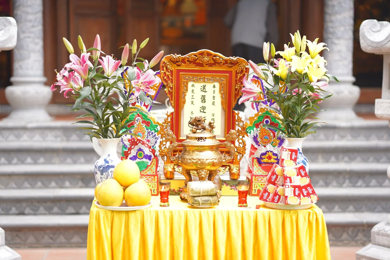 Nghi lễ dâng hương trang nghiêm tại lễ hội đền Hùng