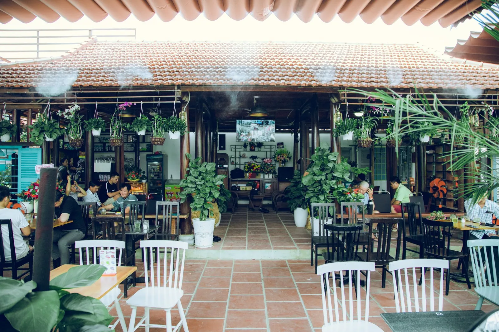 Trải nghiệm vườn cà phê bản địa tại Buôn Ma Thuột