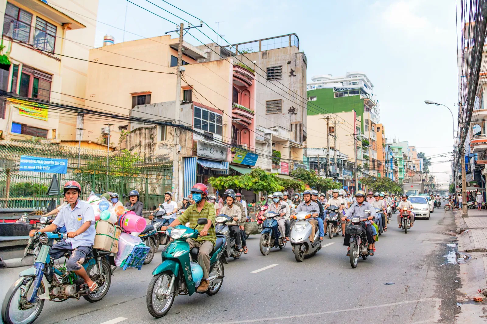 Đường đèo Mộc Châu quanh co
