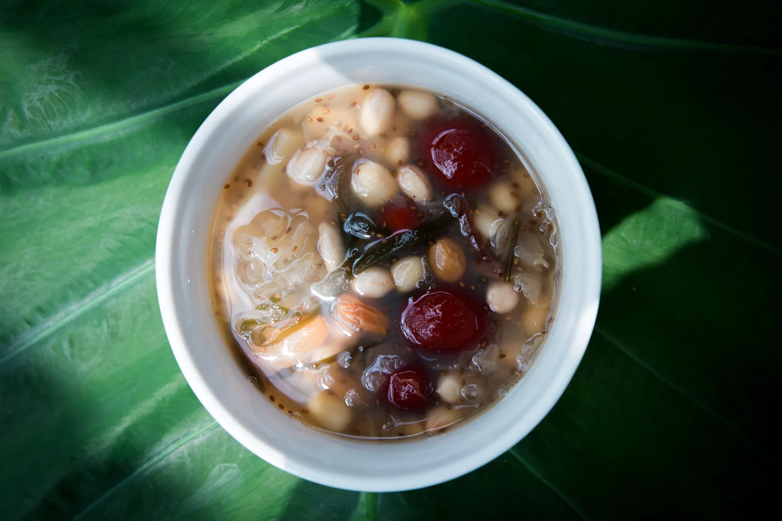 Bánh trôi tàu nóng trong nước gừng thơm dịu
