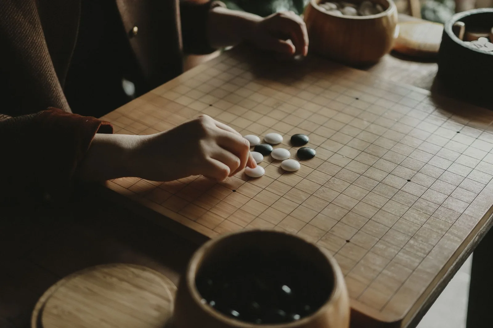 Góc chơi board game ấm áp tại nơi lưu trú