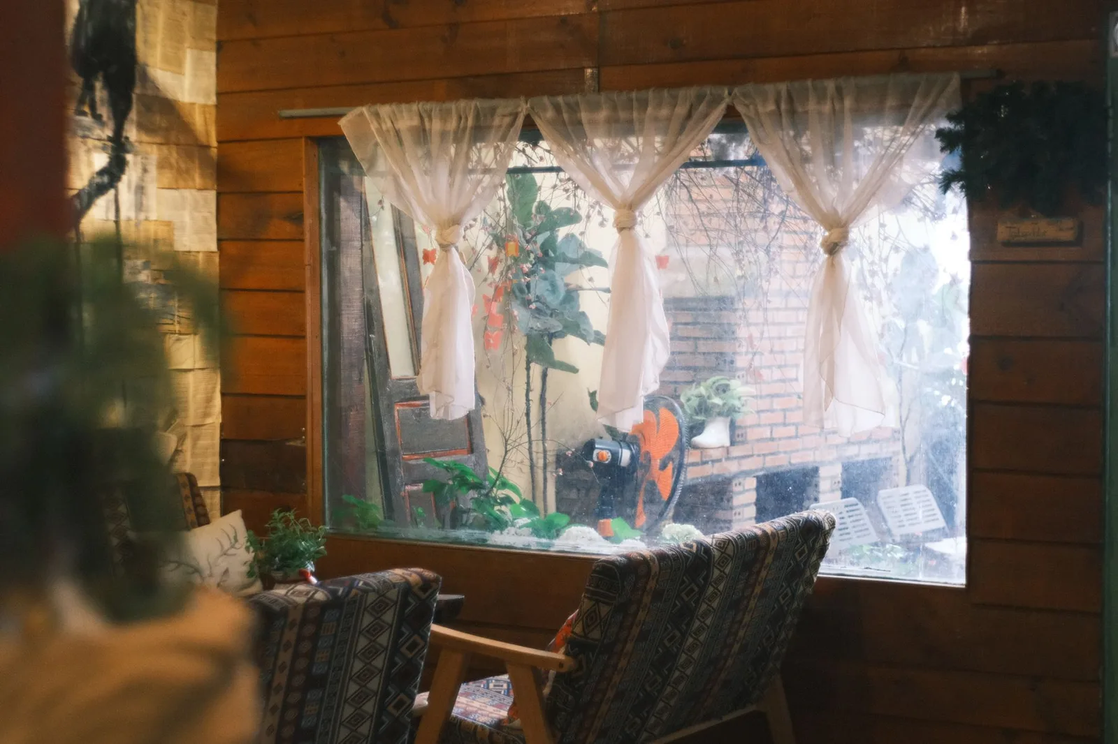 Không gian homestay ấm cúng cho ngày mưa thư giãn