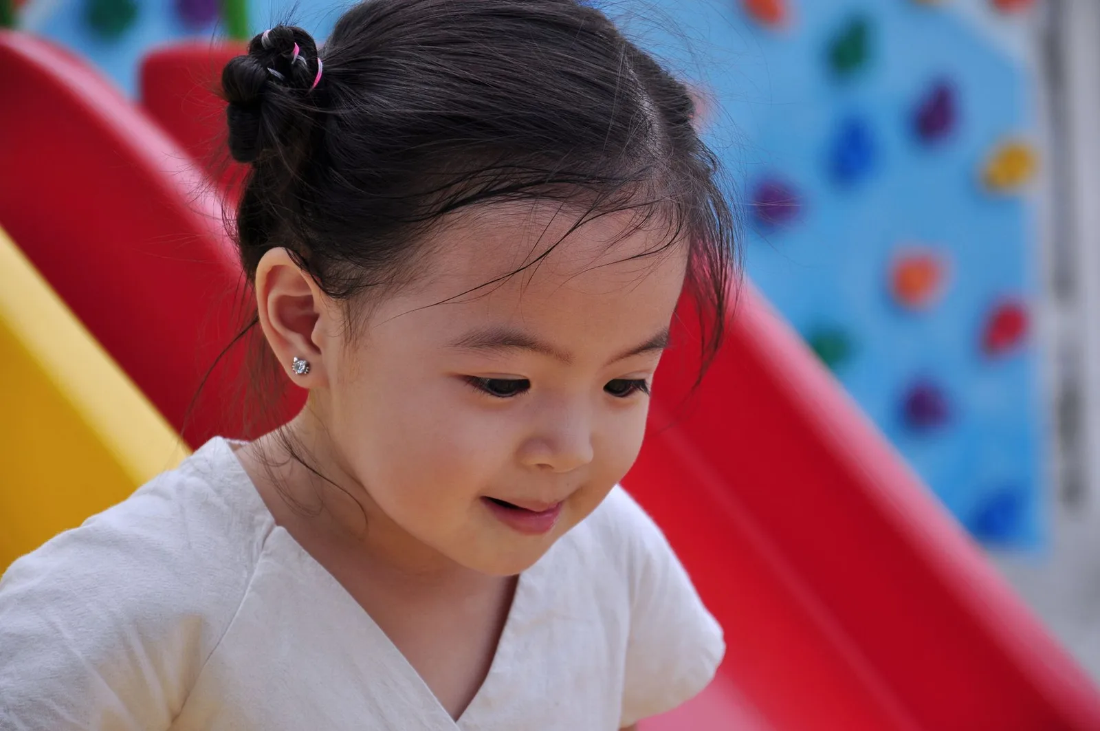 Chân dung bé gái Việt Nam đáng yêu