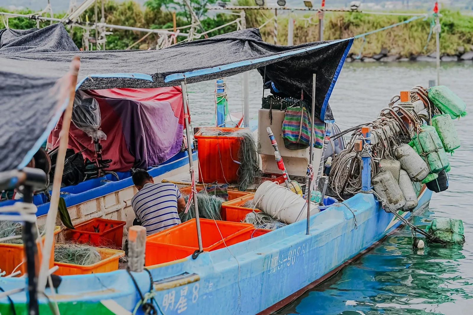 Ê-kíp châu Á kiểm tra bối cảnh homestay trước lịch chụp
