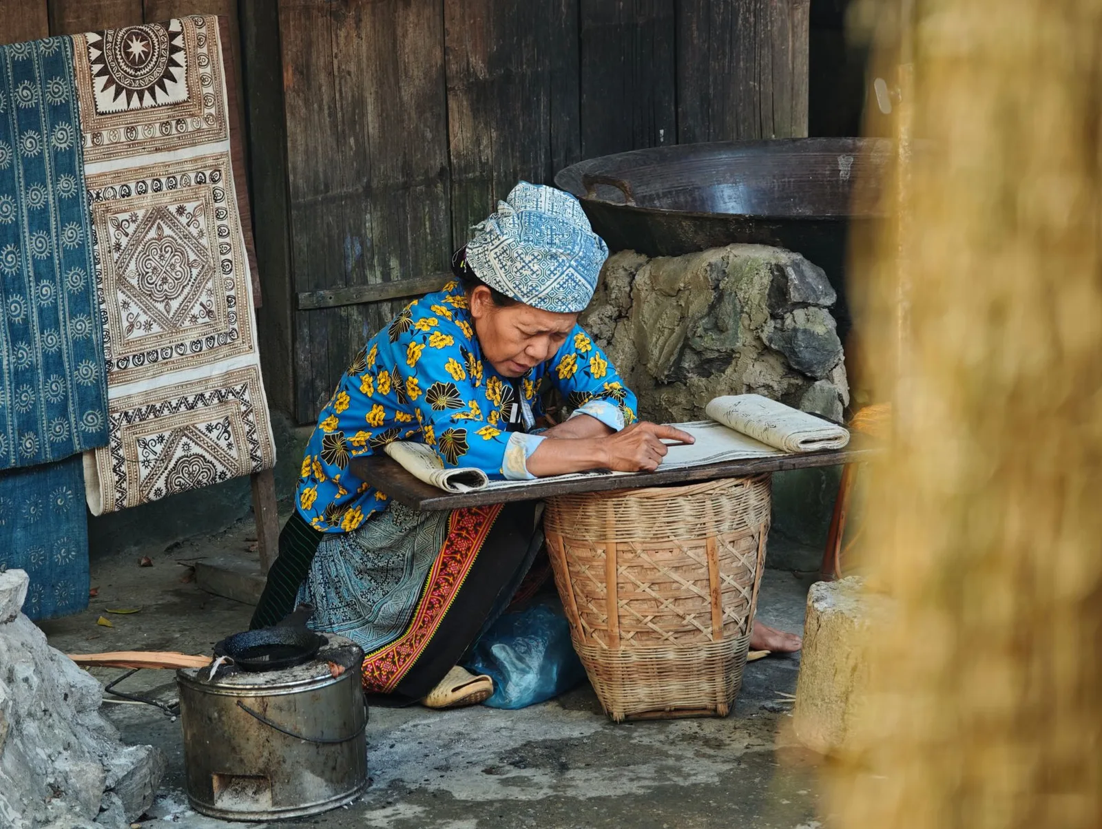Nghệ nhân gìn giữ nghề làm tranh Đông Hồ