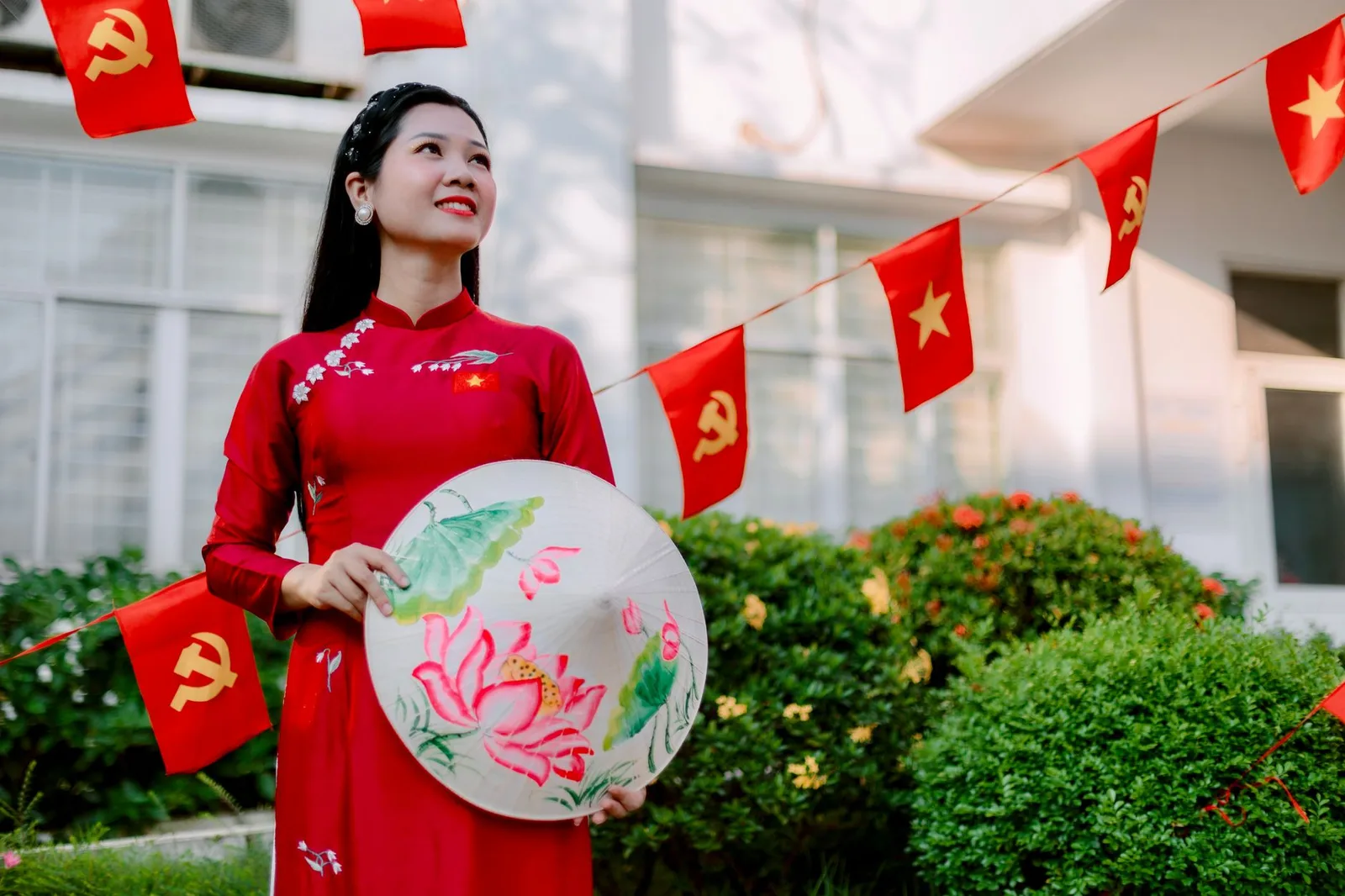 Hình tượng và câu chuyện Việt trong tranh dân gian