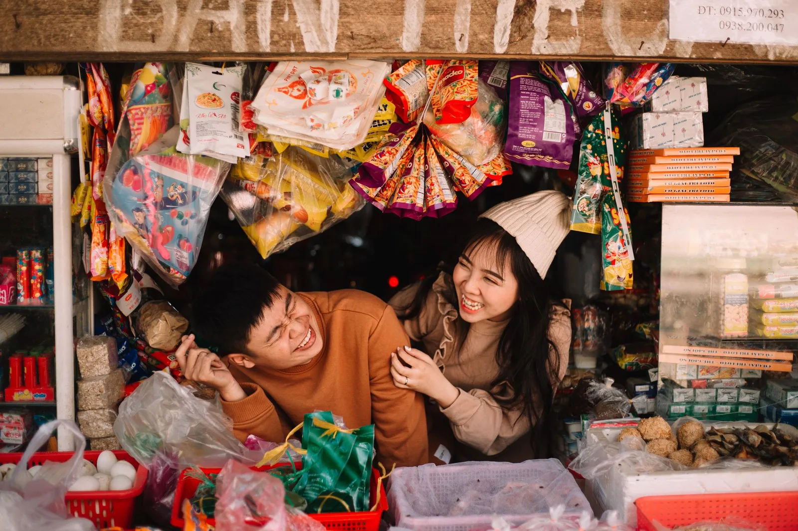 Cặp đôi châu Á duy trì thói quen giao tiếp lành mạnh