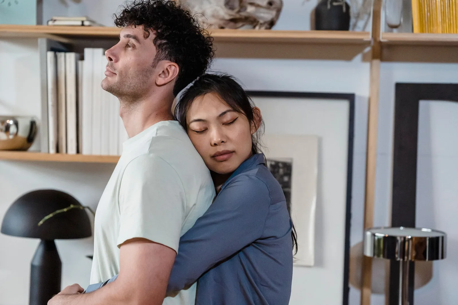Hai người đồng hành nhận diện sớm những căng thẳng cảm xúc