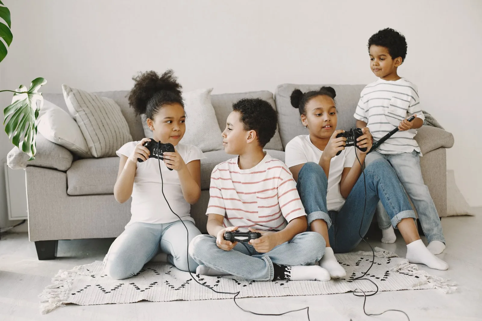 Làn sóng phản đối của cộng đồng game trên mạng xã hội