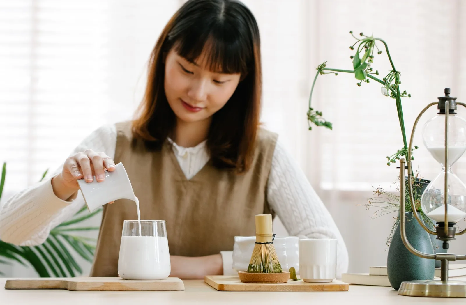 Bữa sáng nhẹ với trà giúp kiểm soát calo