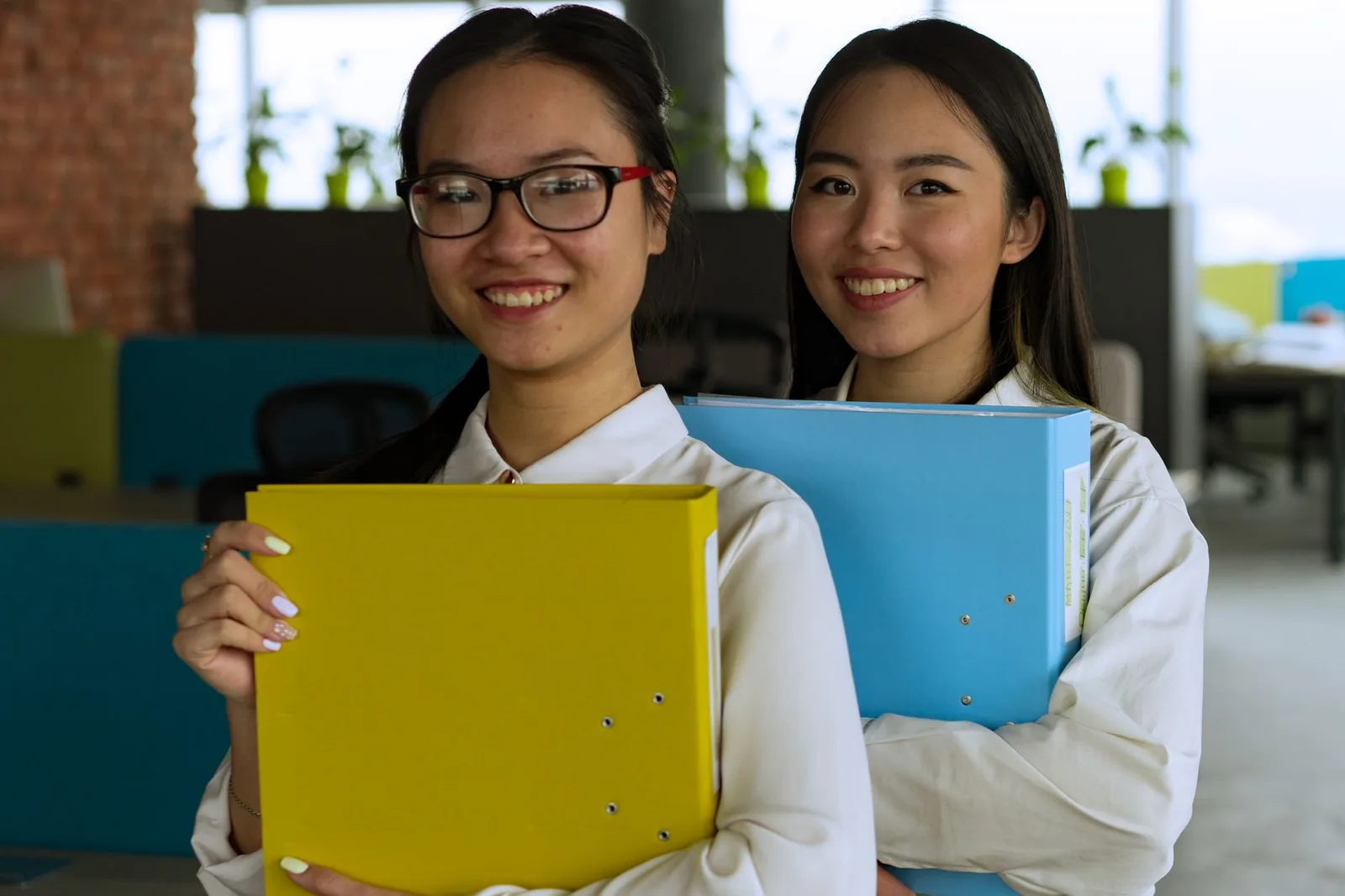 Người trẻ châu Á ở những giai đoạn khác nhau trong sự nghiệp